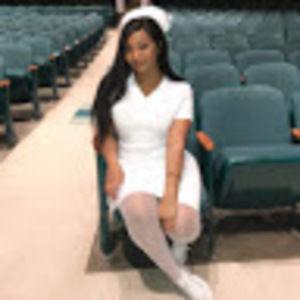 Meet your Posher, Aja